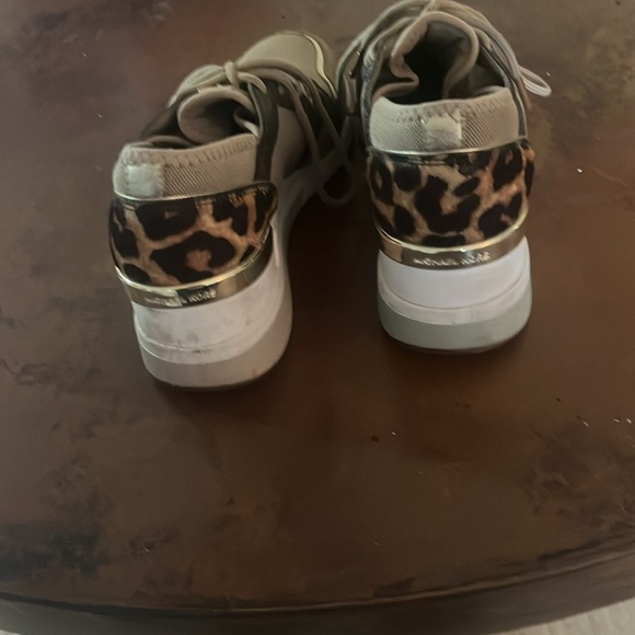 Wedge two toned sneakers - Picture 3 of 4